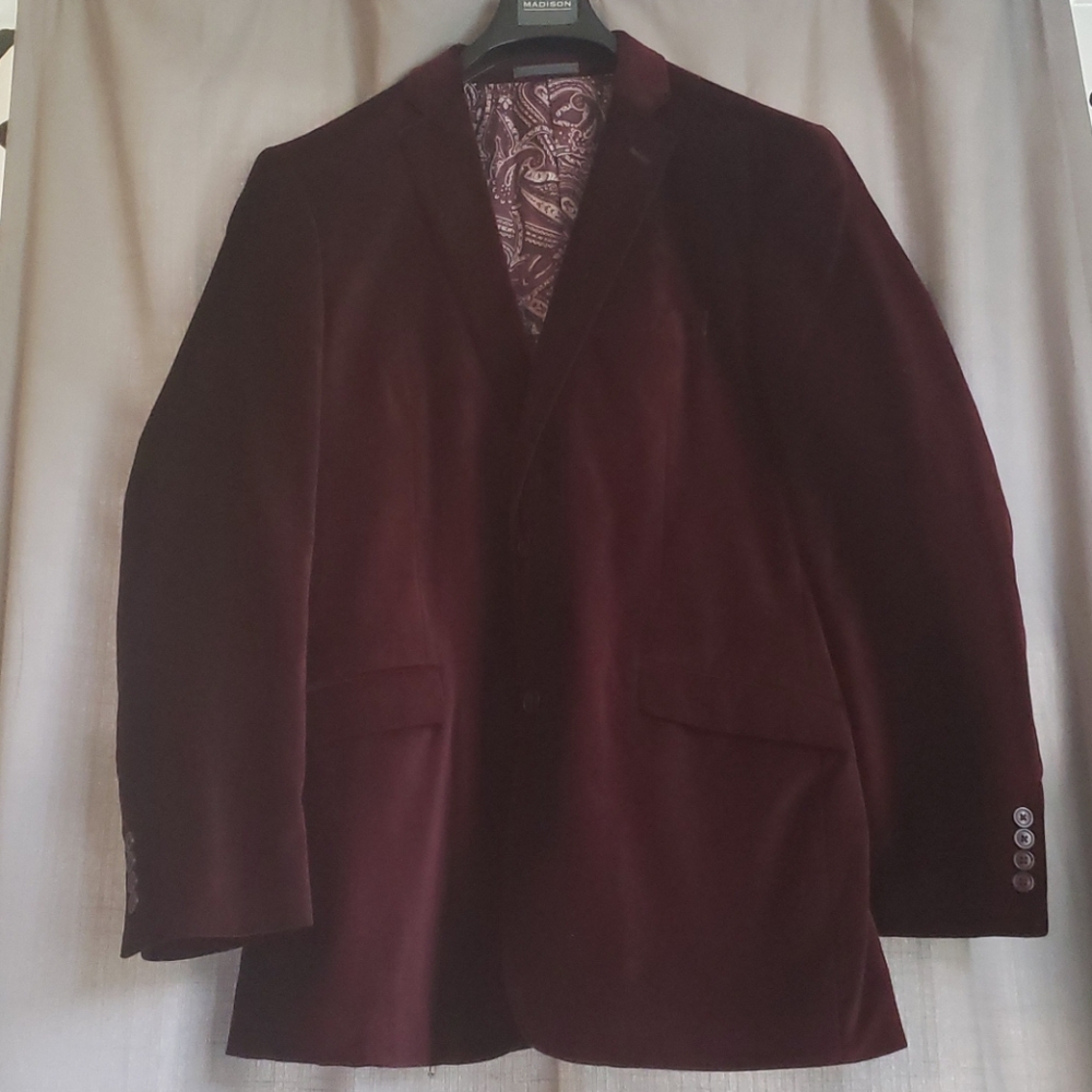 Men's maroon velvet sports coat by Madison.